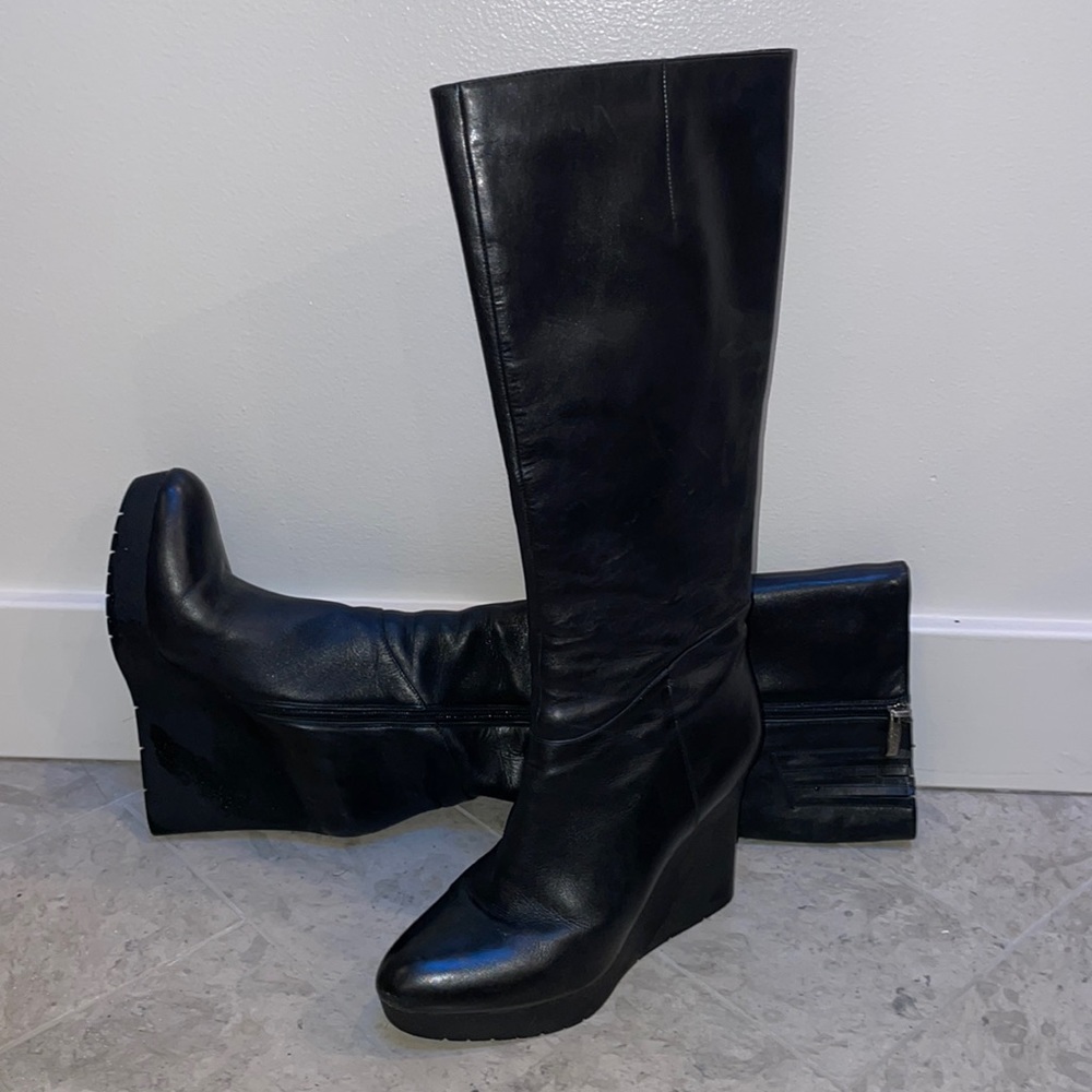 Wedge black leather boots, 39 EU